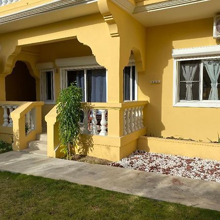 Lovely 2 Bedroom Apartment In Quiet Neighborhood! ฟิลิปส์เบิร์ก ภายนอก รูปภาพ