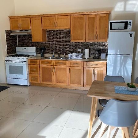 Lovely 2 Bedroom Apartment In Quiet Neighborhood! ฟิลิปส์เบิร์ก ภายนอก รูปภาพ